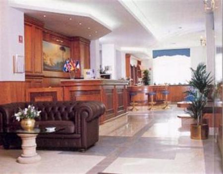 Hotel San Giorgio Неаполь Інтер'єр фото